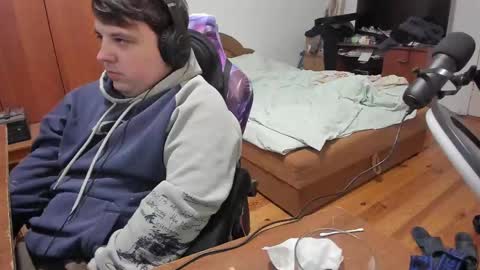 Snapshot of saboda chatting on February 12, 9:01 pm 1141323  my Lord Mister Max   moms treasure online show from February 12, 9:01 pm