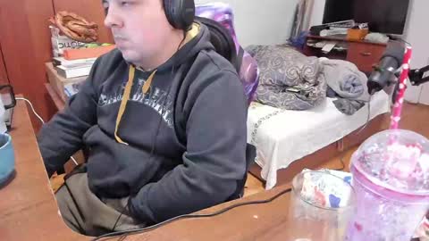 Snapshot of saboda chatting on January 21, 9:28 am 1141323  my Lord Mister Max   moms treasure online show from January 21, 9:28 am