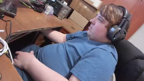 1141323  my Lord Mister Max   moms treasure online show from March 11, 11:01 pm