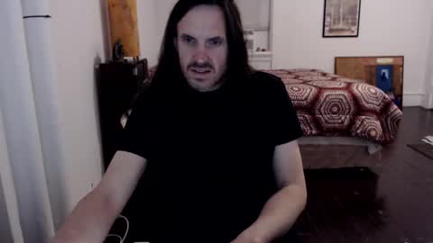 SaintReeves online show from December 3, 12:00 am