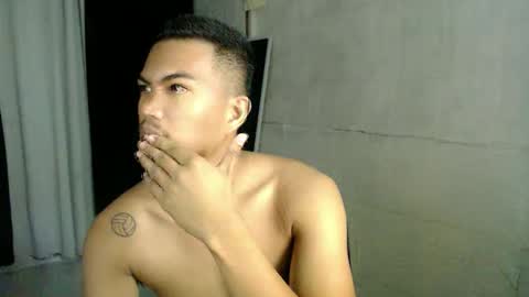 Taylor online show from January 12, 4:33 pm