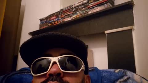 Cluuter online show from April 12, 3:09 am