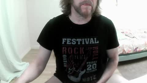 Saltimbanquier  Salt  ou  Banquier  online show from February 8, 8:53 pm