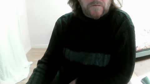 Saltimbanquier  Salt  ou  Banquier  online show from March 7, 8:13 am