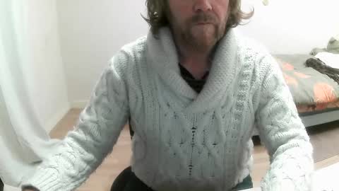 Saltimbanquier  Salt  ou  Banquier  online show from February 3, 12:47 pm