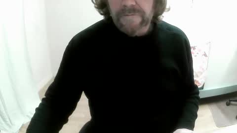 Saltimbanquier  Salt  ou  Banquier  online show from December 6, 1:00 pm