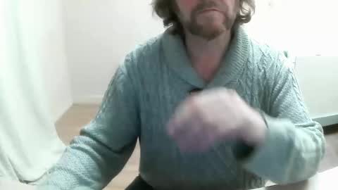 Saltimbanquier  Salt  ou  Banquier  online show from December 19, 2:13 pm