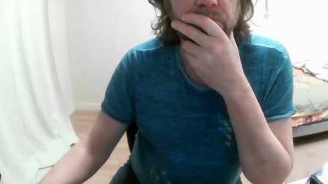 Saltimbanquier  Salt  ou  Banquier  online show from February 14, 7:07 am