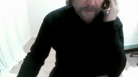 Saltimbanquier  Salt  ou  Banquier  online show from December 2, 12:38 pm