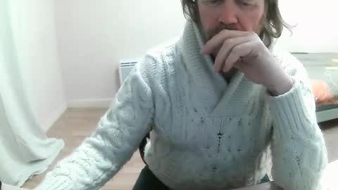 Saltimbanquier  Salt  ou  Banquier  online show from February 3, 12:47 am