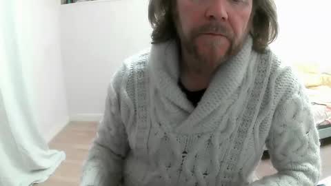 Saltimbanquier  Salt  ou  Banquier  online show from February 9, 12:08 pm