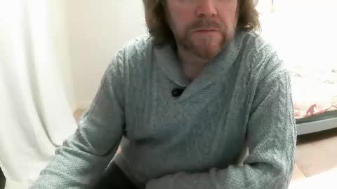 Saltimbanquier  Salt  ou  Banquier  online show from February 23, 10:56 am