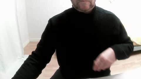 Saltimbanquier  Salt  ou  Banquier  online show from September 17, 12:39 pm