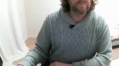 Saltimbanquier  Salt  ou  Banquier  online show from February 25, 2:54 pm