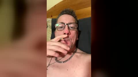 saltydoggy43931 online show from March 3, 12:45 pm