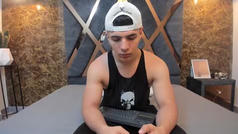 SALVATORE online show from January 8, 11:21 am