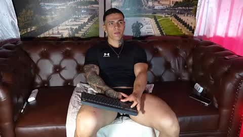 SALVATORE online show from May 28, 5:55 pm