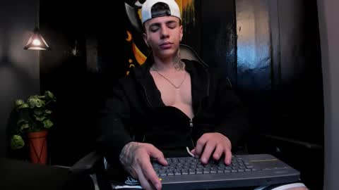 SALVATORE online show from September 26, 11:52 am