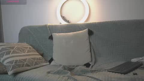 Esteban online show from April 21, 1:42 am