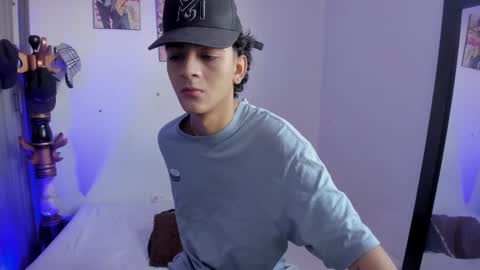 sam__cute online show from January 15, 10:02 pm