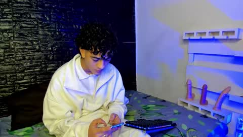 sam__cute online show from February 24, 7:11 am