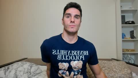 BACK IN 2 WEEKS online show from December 8, 6:06 pm