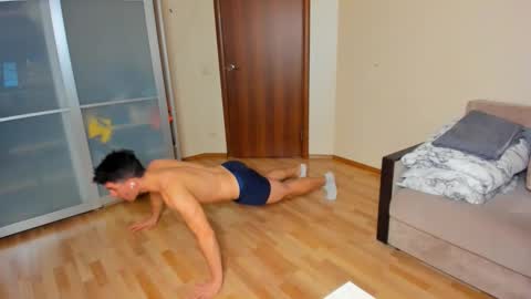 BACK IN 2 WEEKS online show from March 11, 11:15 pm