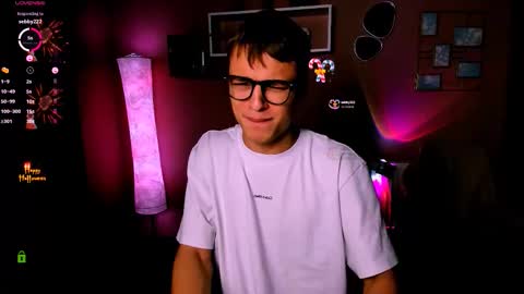 Sam online show from November 1, 9:41 pm