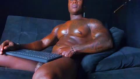 SAM online show from December 19, 1:39 am