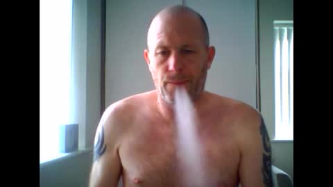 Snapshot of sammyb1821 chatting on February 6, 9:00 am sammyb1821 online show from February 6, 9:00 am