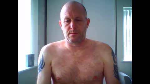 Snapshot of sammyb1821 chatting on February 3, 8:57 am sammyb1821 online show from February 3, 8:57 am