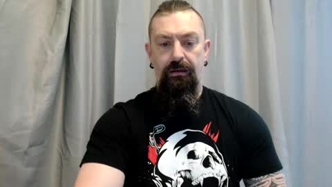 Snapshot of samoanthorn chatting on February 26, 11:41 am Samoanthorn online show from February 26, 11:41 am