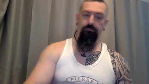 Snapshot of samoanthorn chatting on February 4, 10:10 am Samoanthorn online show from February 4, 10:10 am