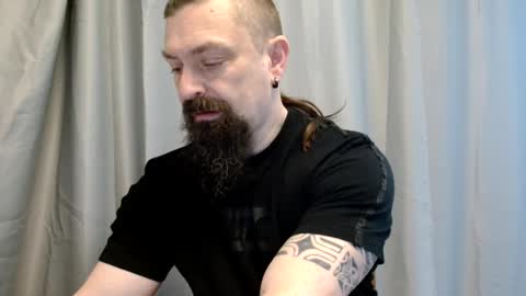 Snapshot of samoanthorn chatting on February 12, 10:46 am Samoanthorn online show from February 12, 10:46 am