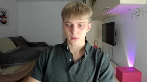 Sam online show from November 5, 7:54 am