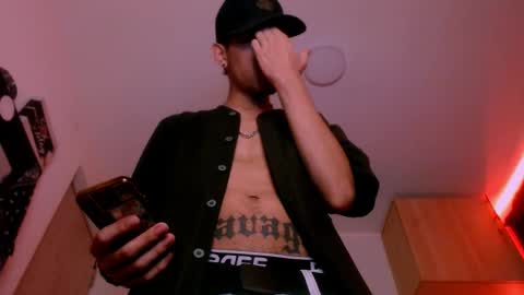Snapshot of samuel_suarez chatting on February 10, 10:09 am   online show from February 10, 10:09 am