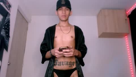 Snapshot of samuel_suarez chatting on February 9, 5:29 am   online show from February 9, 5:29 am