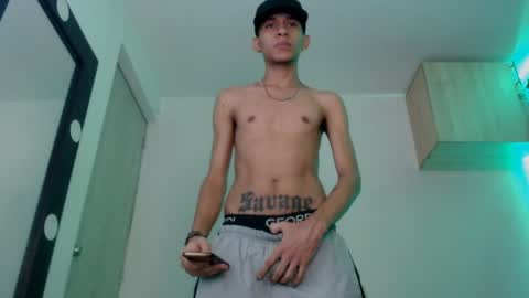 Snapshot of samuel_suarez chatting on December 2, 9:55 am   online show from December 2, 9:55 am