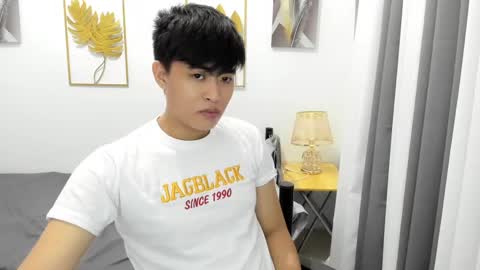 Snapshot of samuelangelo chatting on February 23, 6:55 am Sam online show from February 23, 6:55 am