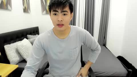 Snapshot of samuelangelo chatting on September 27, 12:36 pm Sam online show from September 27, 12:36 pm