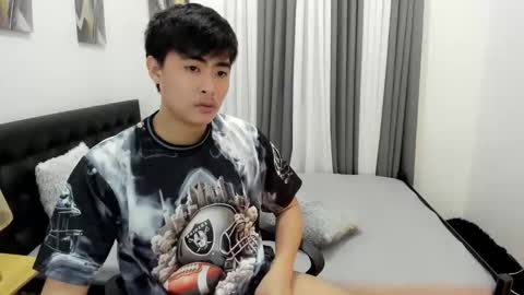 Snapshot of samuelangelo chatting on October 10, 11:08 pm Sam online show from October 10, 11:08 pm