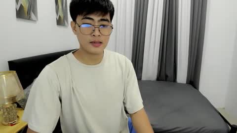 Snapshot of samuelangelo chatting on September 9, 9:03 pm Sam online show from September 9, 9:03 pm