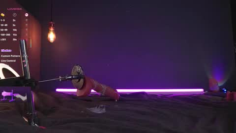 Snapshot of samuelboytattoo chatting on October 4, 6:29 am samuel online show from October 4, 6:29 am