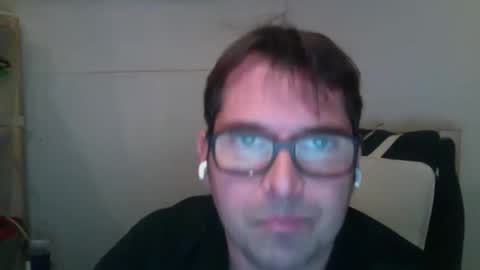 sandrolickyou online show from December 3, 9:43 pm