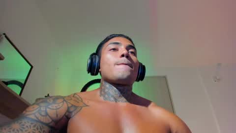 Santi Ferrer online show from April 20, 1:08 am