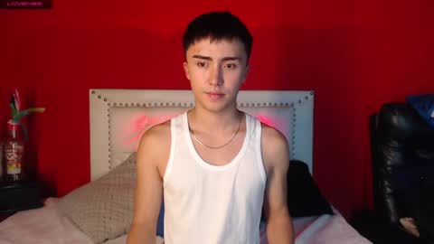 santi_fabulous online show from December 30, 1:26 am