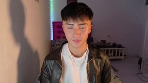 santi_fabulous online show from December 19, 11:01 pm