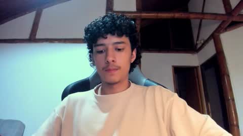 santi_twink19 online show from March 2, 5:08 am