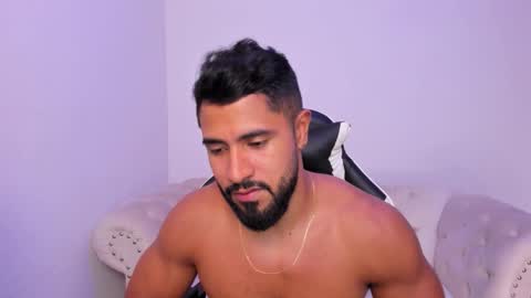 santiago_huntt online show from February 27, 9:14 pm