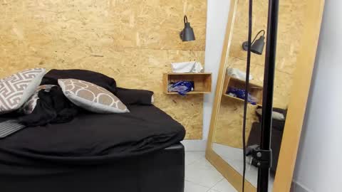 Snapshot of santiblack7 chatting on October 6, 7:07 pm  Santi online show from October 6, 7:07 pm